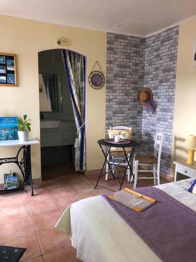 L'Oustaou B&B Piscine & Spa Besse-sur-Issole Εξωτερικό φωτογραφία