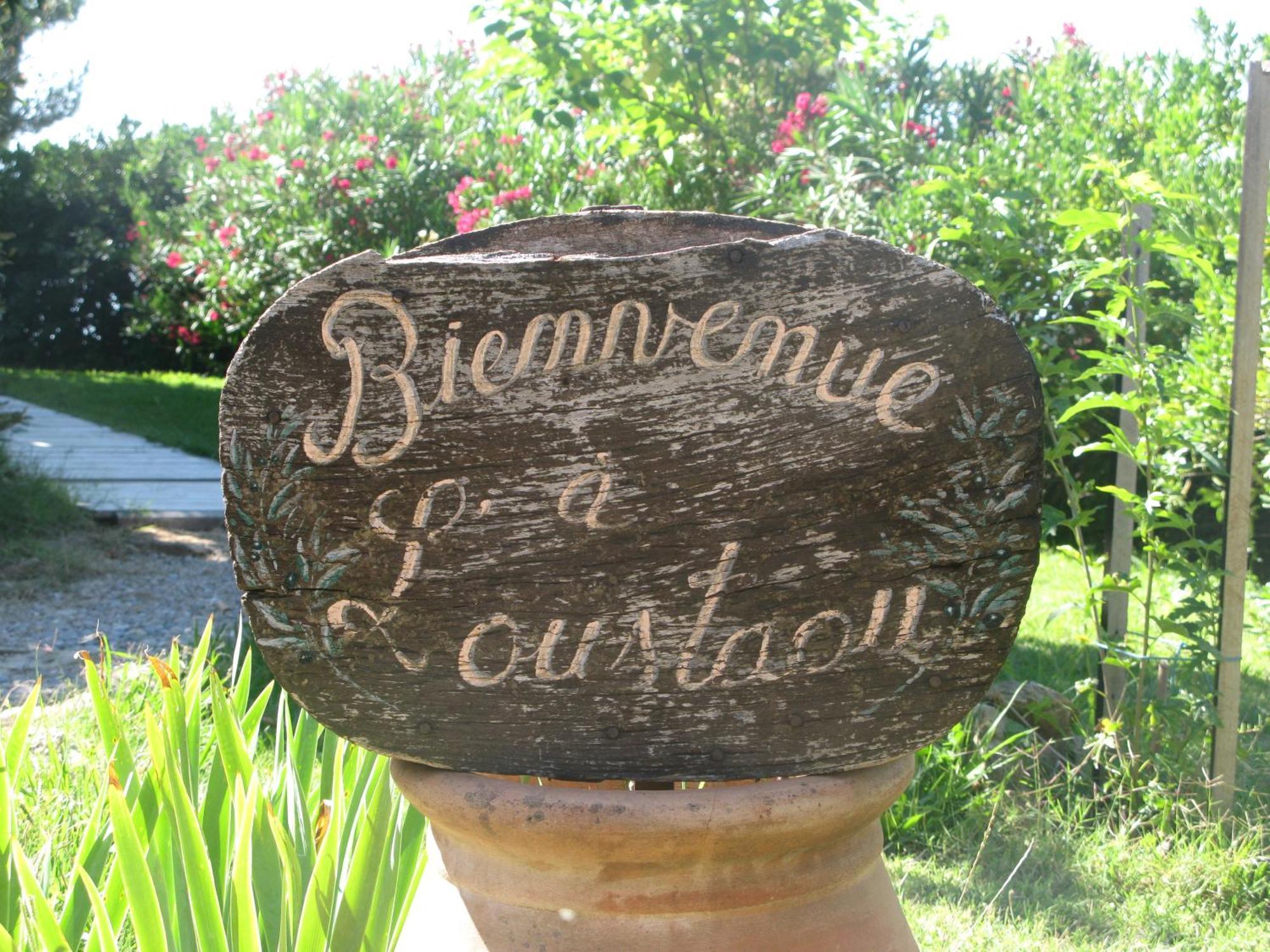 L'Oustaou B&B Piscine & Spa Besse-sur-Issole Εξωτερικό φωτογραφία