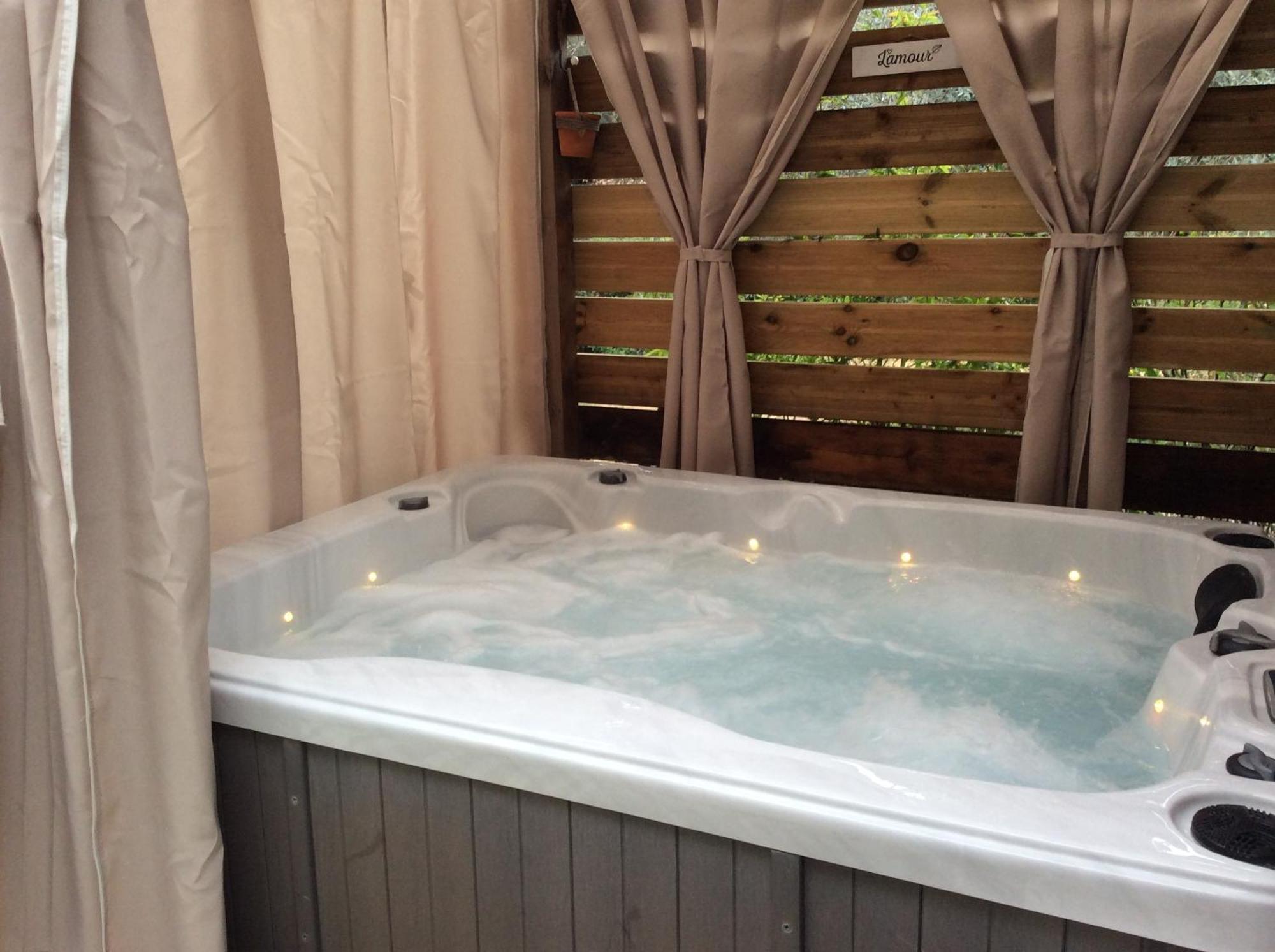 L'Oustaou B&B Piscine & Spa Besse-sur-Issole Εξωτερικό φωτογραφία