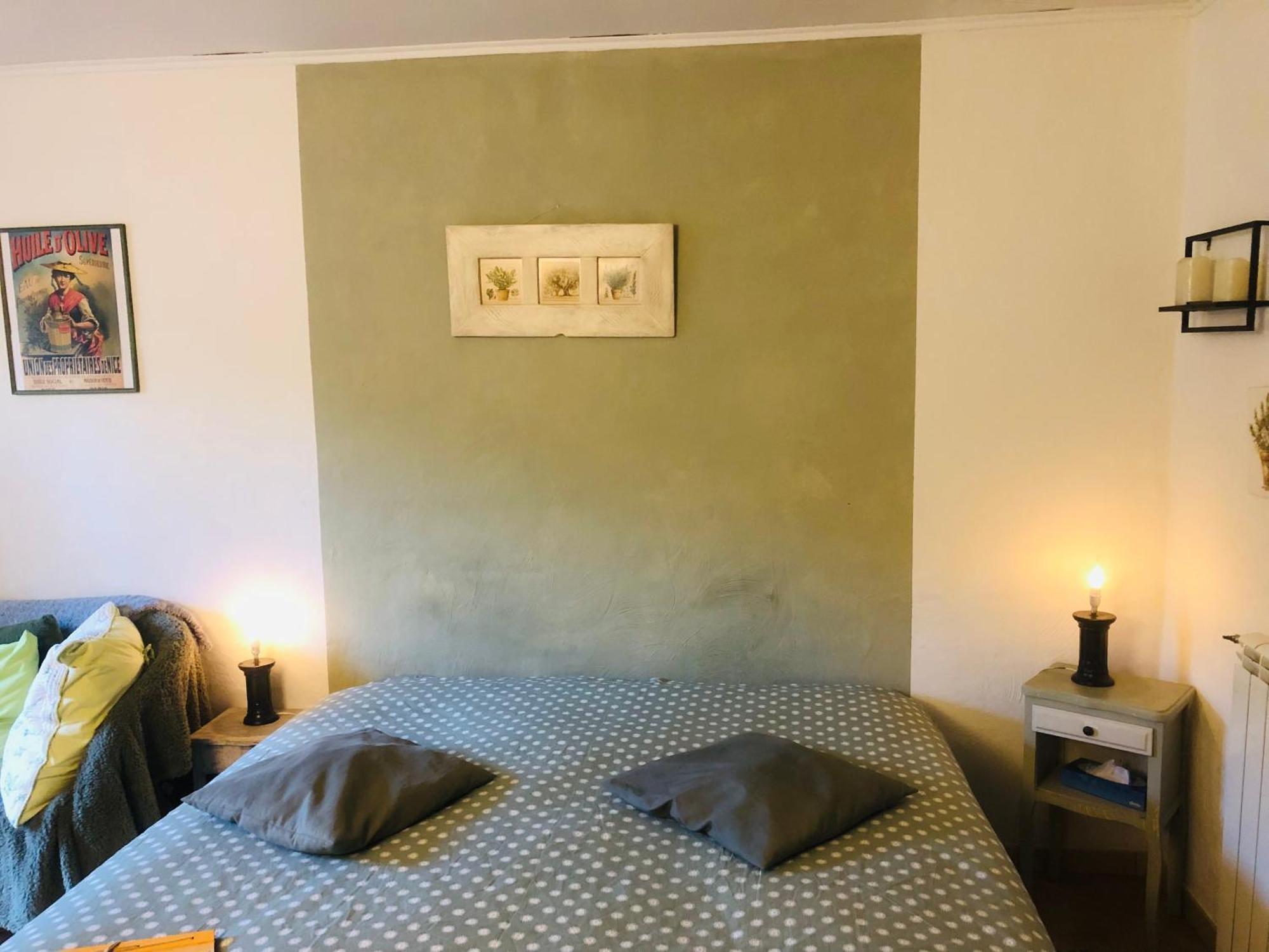 L'Oustaou B&B Piscine & Spa Besse-sur-Issole Εξωτερικό φωτογραφία